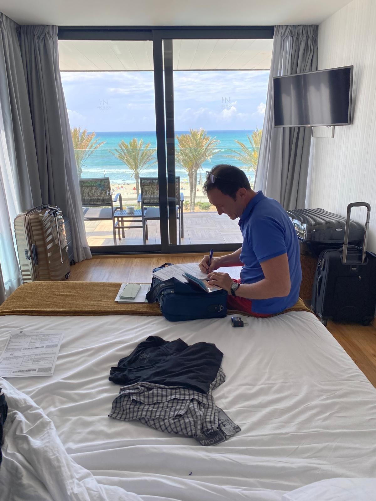 Doctor in hotel, doctor home visit in Mallorca